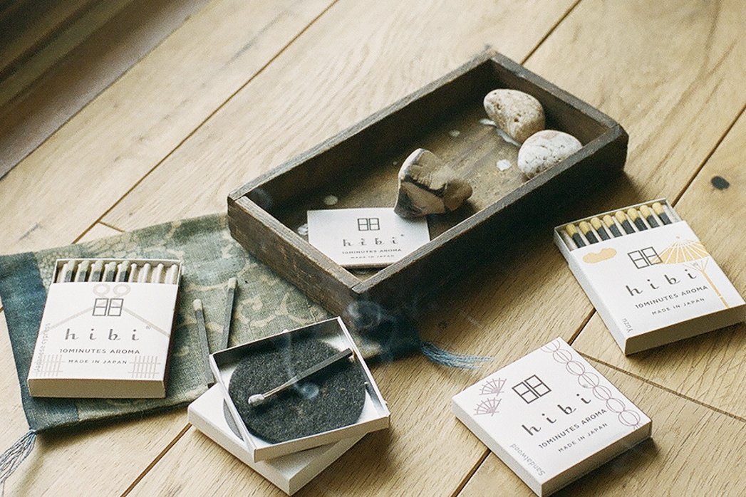 hibi — FRAGRANCE THAT COLORS MY DAY